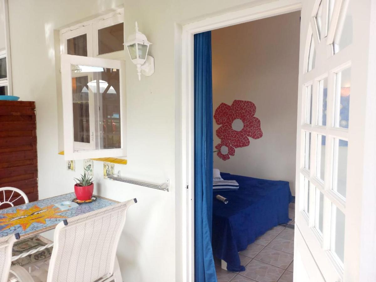 Sunflower Villa Studios Palm Beach Екстер'єр фото