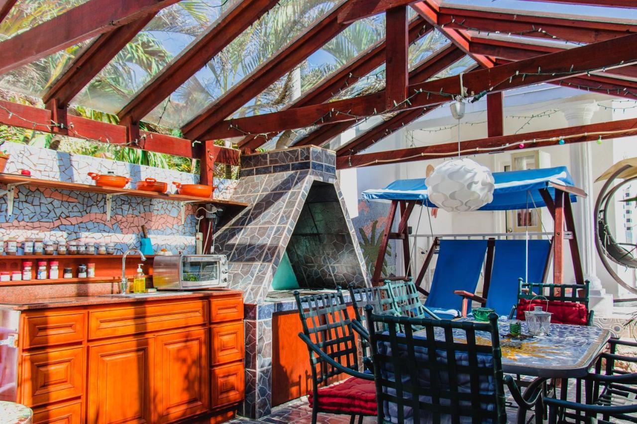 Sunflower Villa Studios Palm Beach Екстер'єр фото