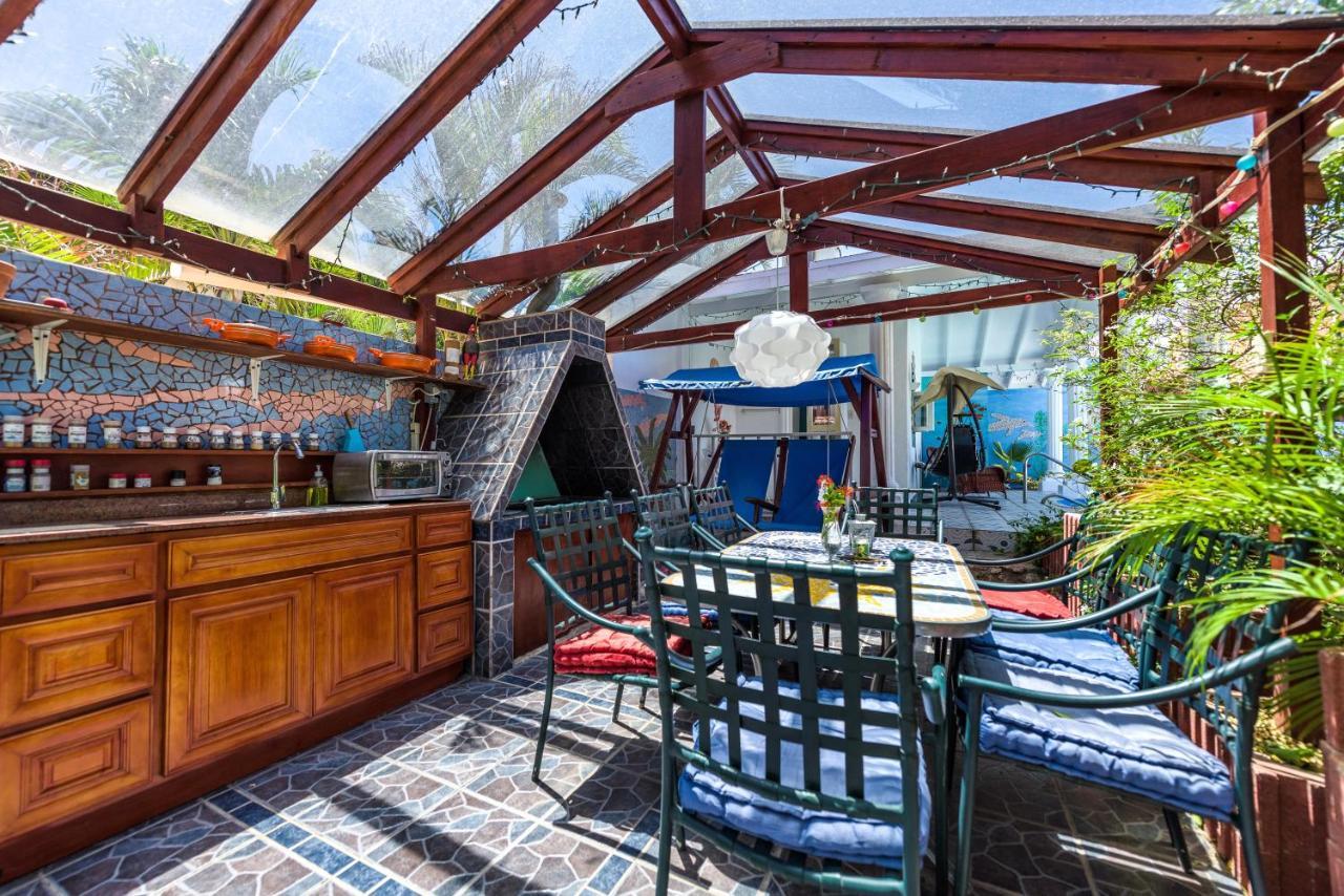 Sunflower Villa Studios Palm Beach Екстер'єр фото