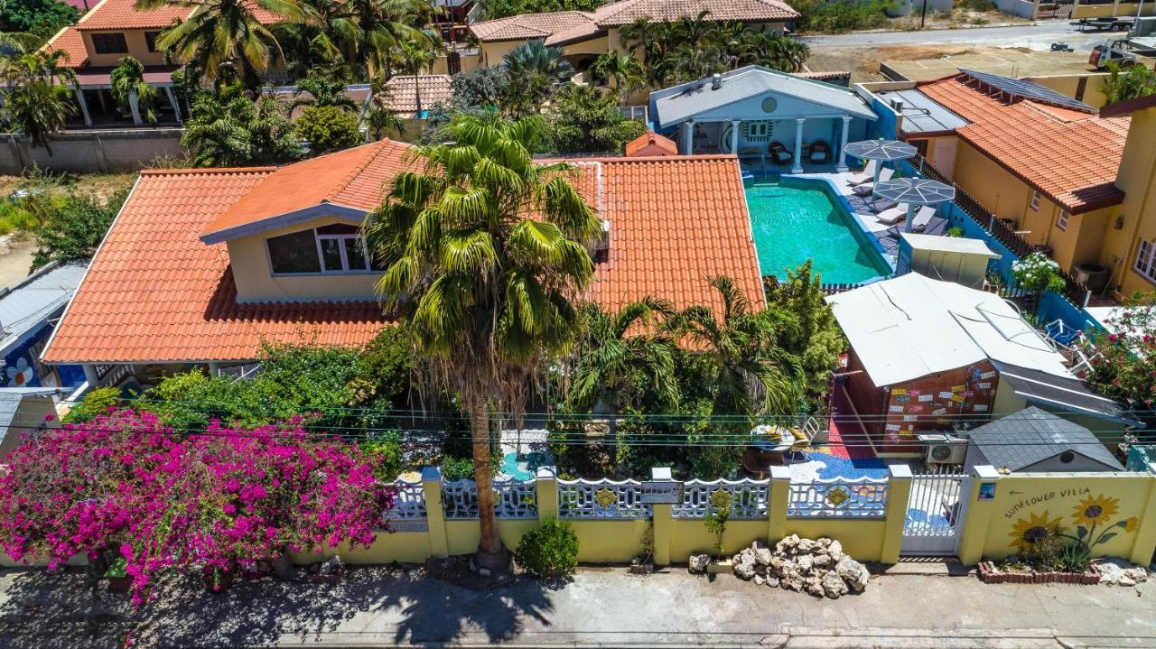 Sunflower Villa Studios Palm Beach Екстер'єр фото